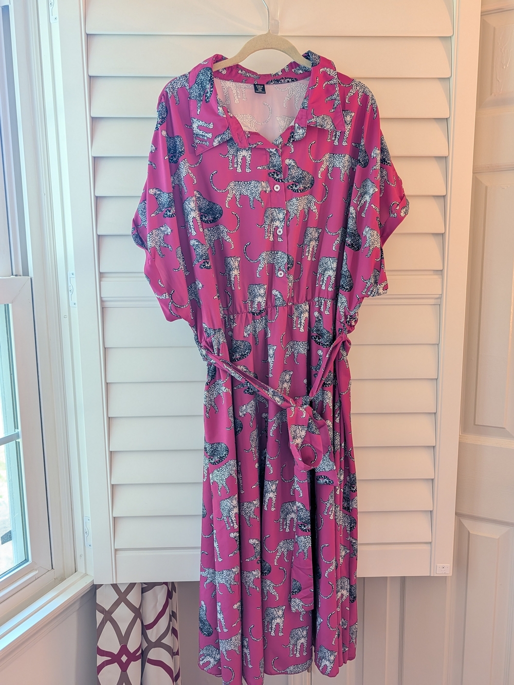 Women's Pink Printed Button-Front Belted Dress